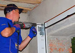 Trust Garage Door San Antonio, TX 210-245-7211 - repair-side