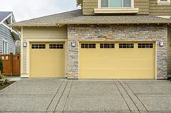 Trust Garage Door San Antonio, TX 210-245-7211 - residential-side
